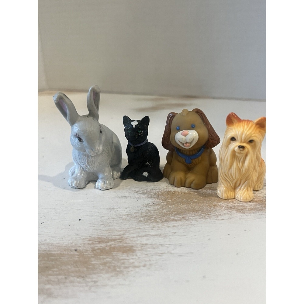 Barbie Fisher Price‎ Little People Mattel Pets Cat Dog Bunny Doll Family Toys
